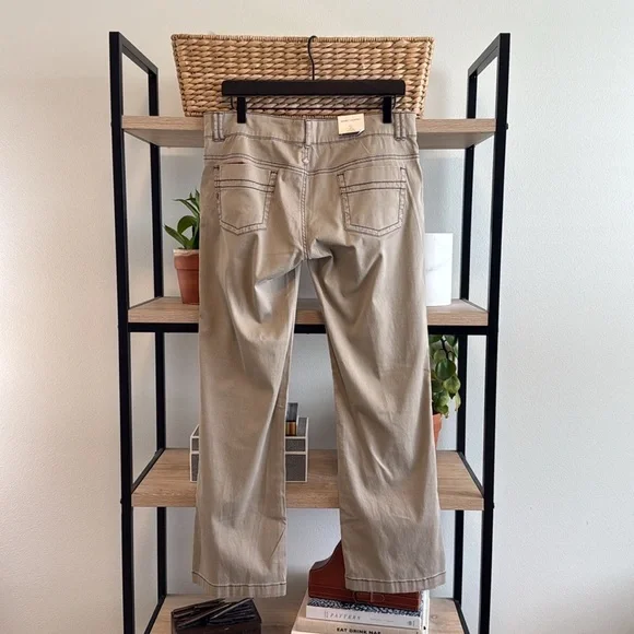 NWT Prana Bedford Canyon Hiking Organic Cotton Standard Low-Rise Pant, 10 Short - Picture 6 of 11